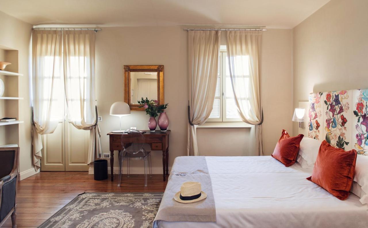 Villa Fontana Relais Suite & Spa Agliano Terme Exterior photo
