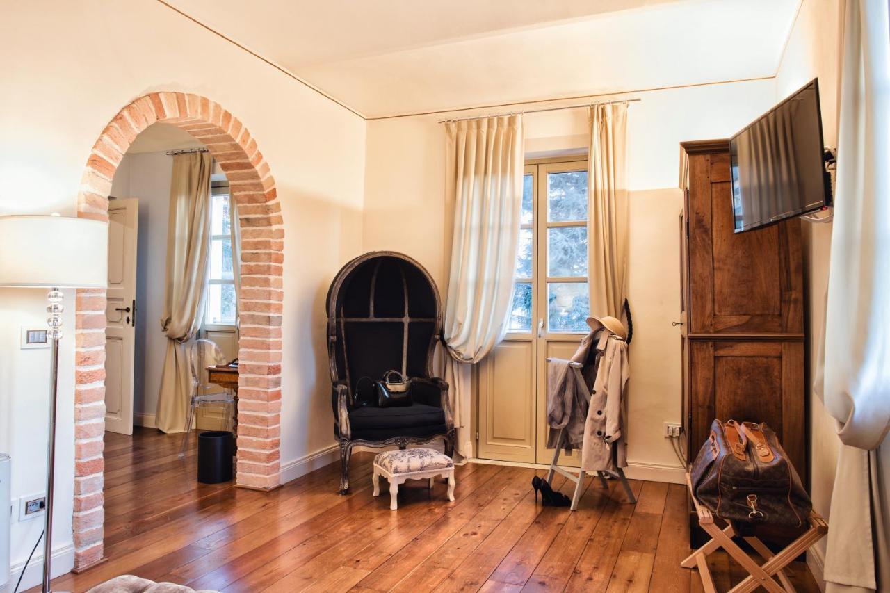 Villa Fontana Relais Suite & Spa Agliano Terme Exterior photo