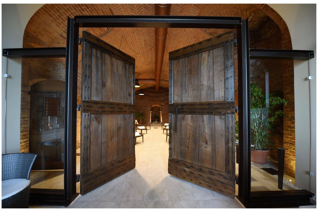 Villa Fontana Relais Suite & Spa Agliano Terme Exterior photo
